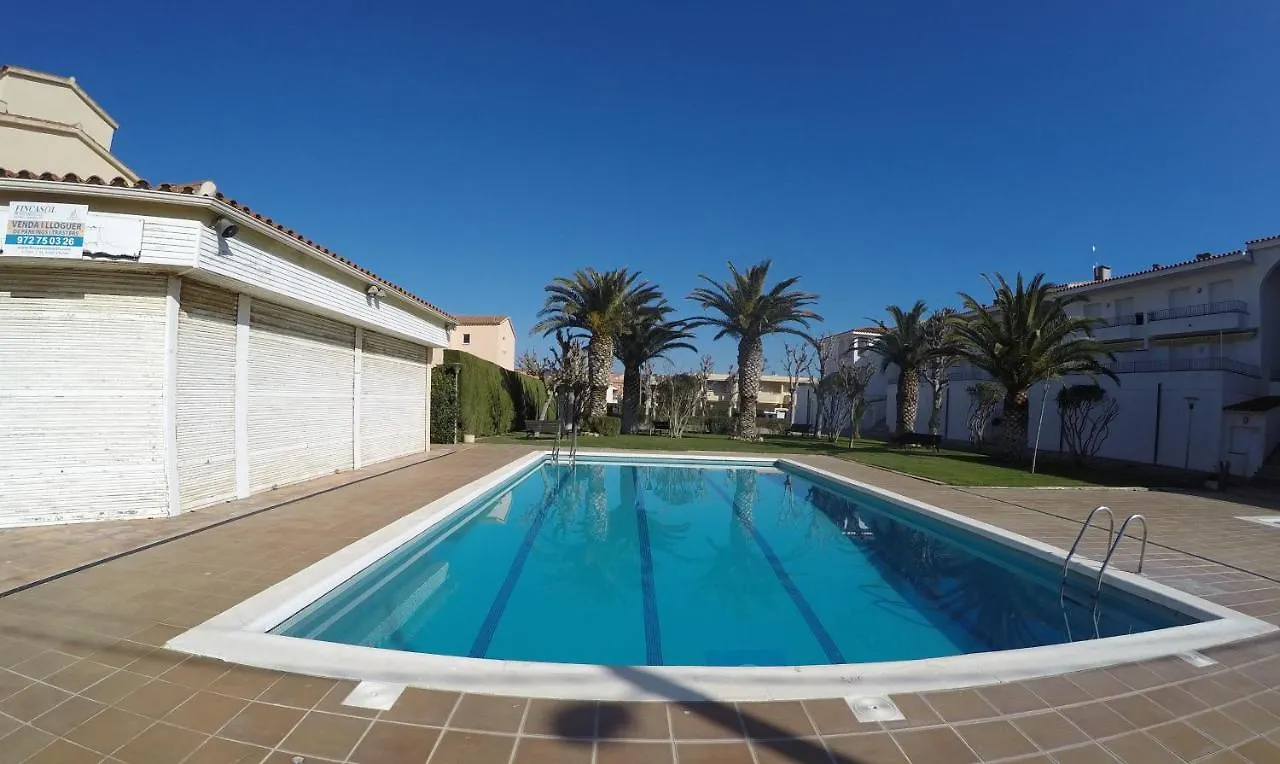 Splendid 16 Apartment L'Estartit 0*,